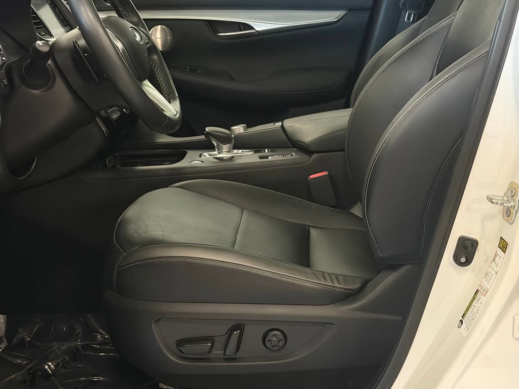 Used 2022 INFINITI QX50 Essential AWD/4WD image 12