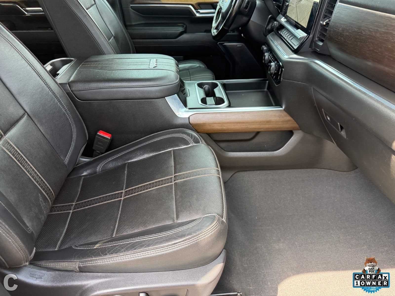 Used 2024 Chevrolet Silverado 3500 High Country w/ High Country Premium Package AWD/4WD image 32