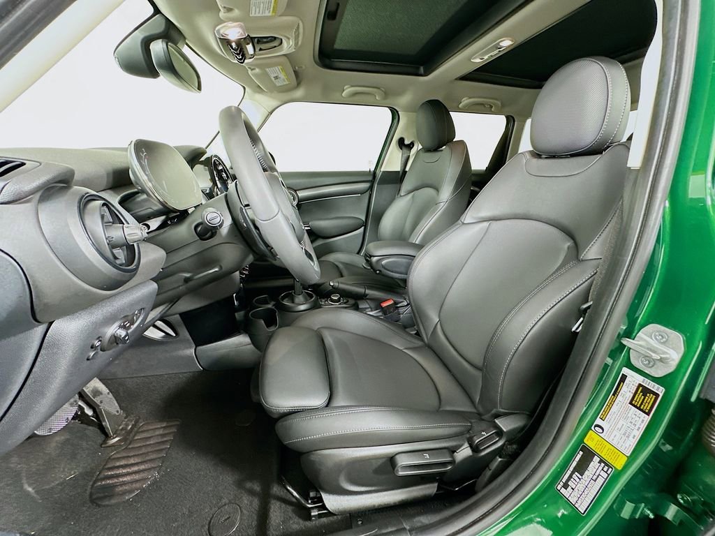 Used 2024 MINI Cooper S image 21