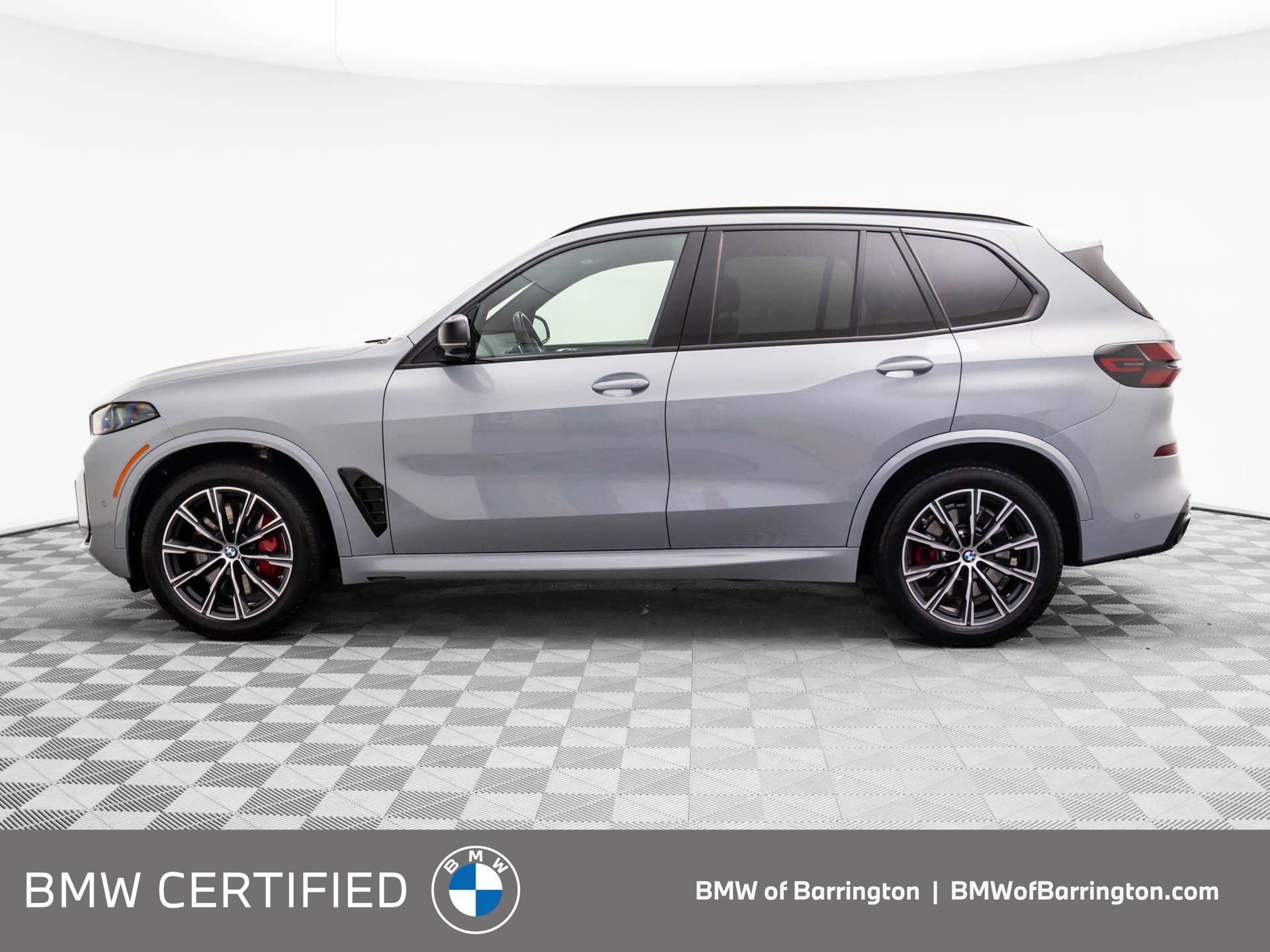 Certified 2025 BMW X5 M60i w/ Climate Comfort Package image 2