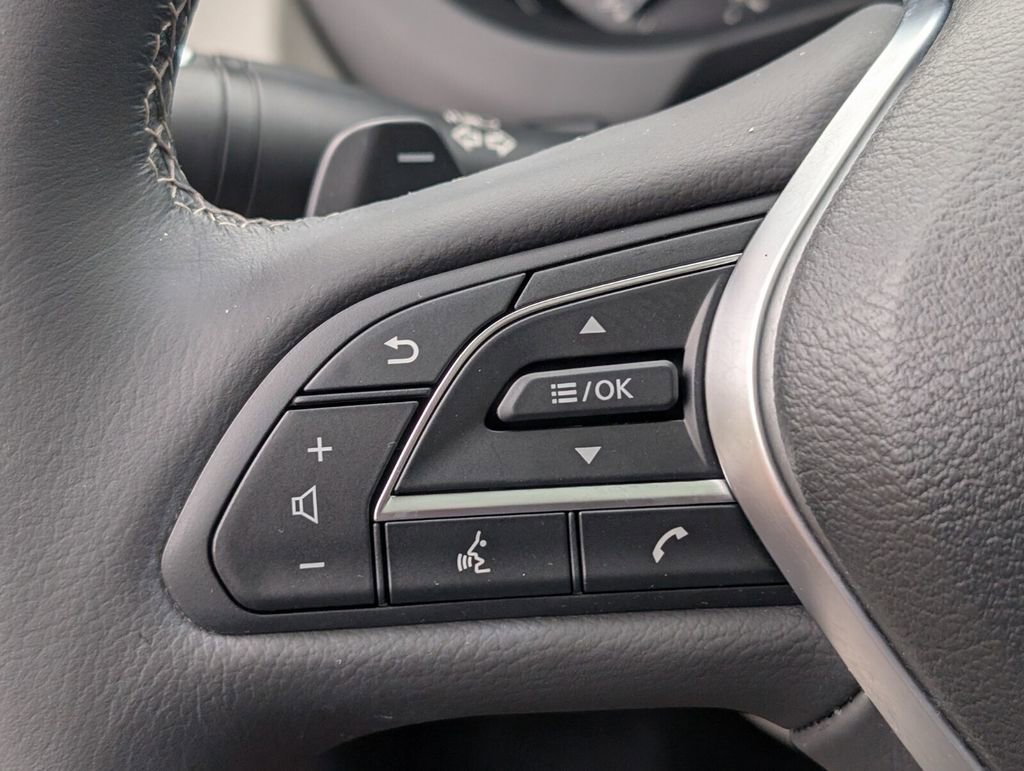 Used 2023 INFINITI QX50 Luxe image 26