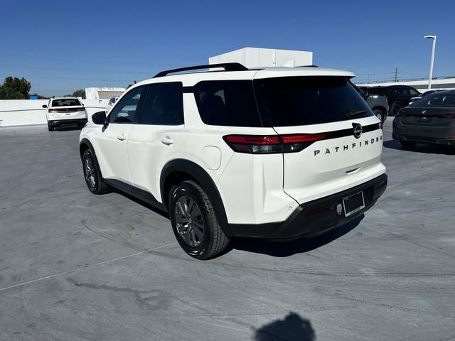 Used 2025 Nissan Pathfinder SV image 28