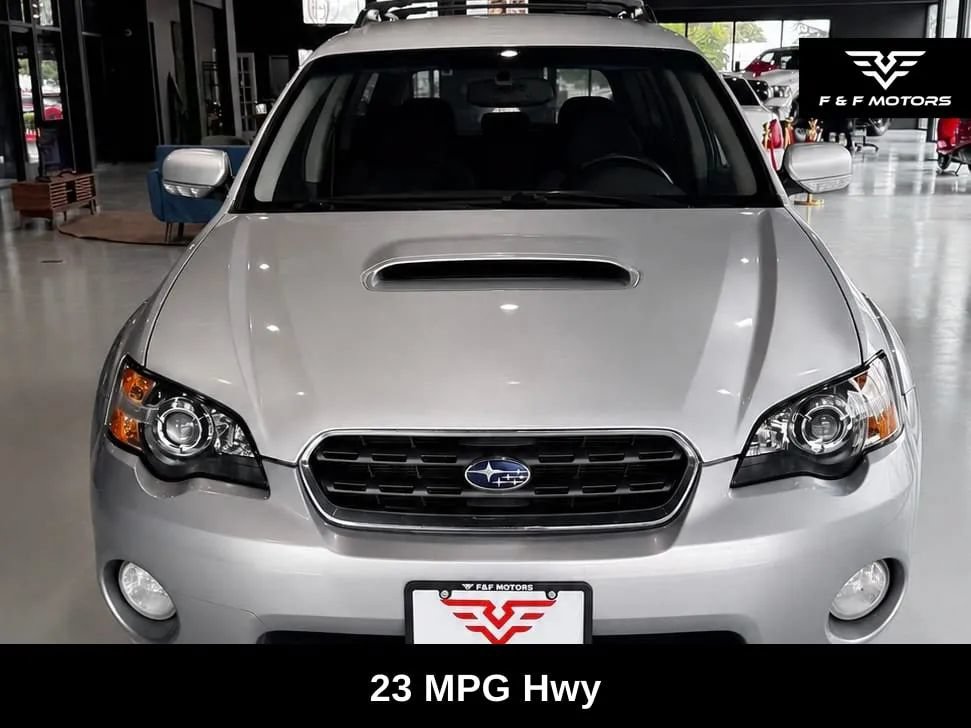 Used 2005 Subaru Outback 2.5XT AWD/4WD image 5