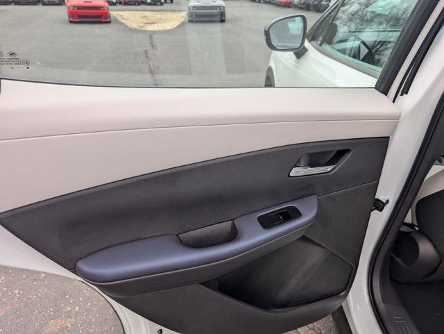 New 2026 Nissan Leaf SV+ w/ Floor Mat Package (SV+) FWD image 11