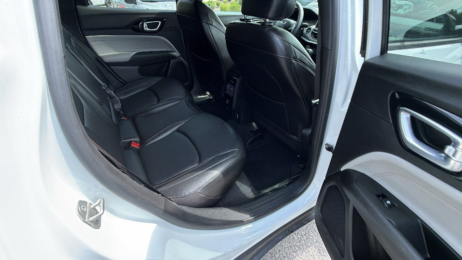 Used 2024 Jeep Compass Limited AWD/4WD image 21