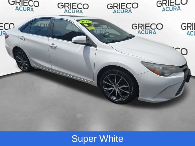 Used 2017 Toyota Camry XSE w/ Moonroof Package FWD image 1
