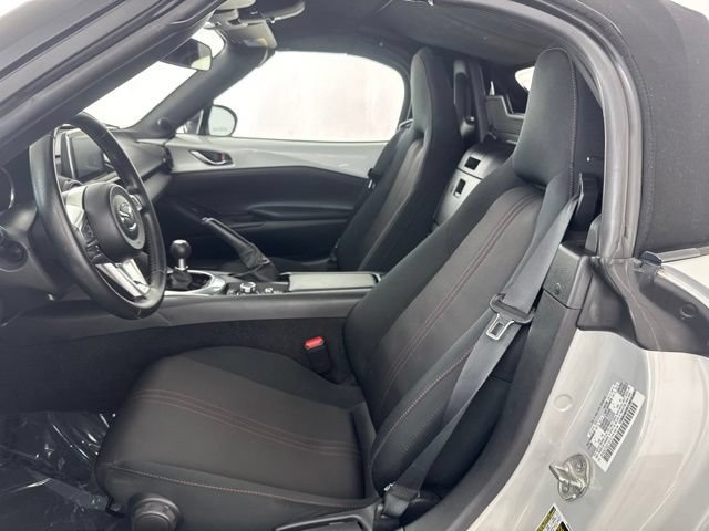 Used 2016 MAZDA MX-5 Miata Club RWD image 21