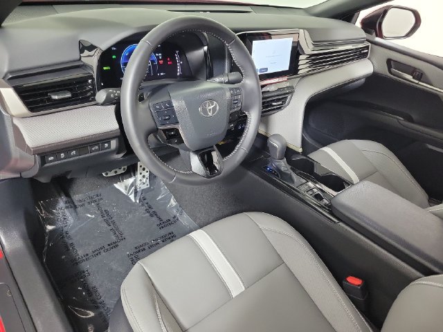 Used 2026 Toyota Camry SE FWD image 18