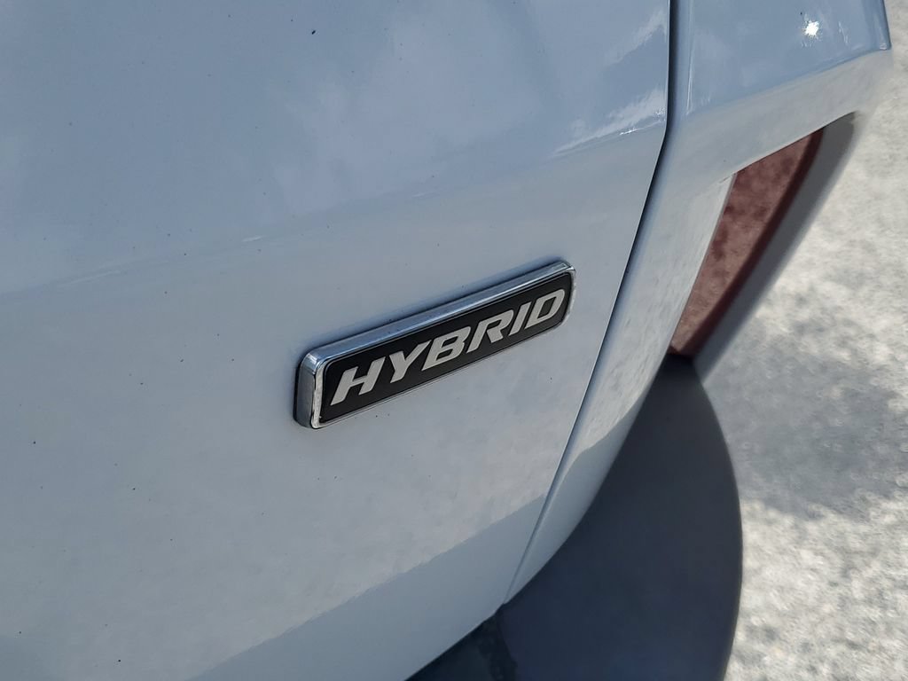 Used 2020 Ford Escape SE Sport FWD image 9