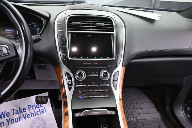 Used 2018 Lincoln MKX Reserve w/ Lincoln MKX Climate Package AWD/4WD image 21