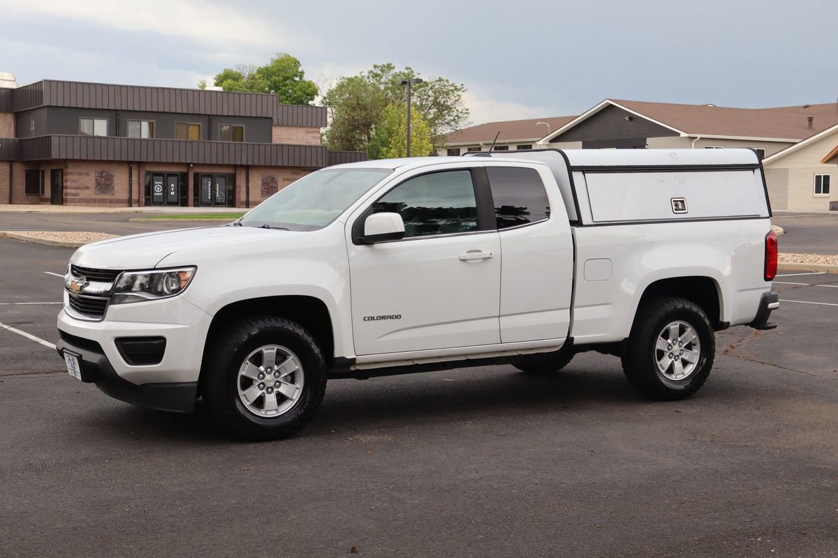 Used 2017 Chevrolet Colorado W/T w/ WT Convenience Package AWD/4WD image 10
