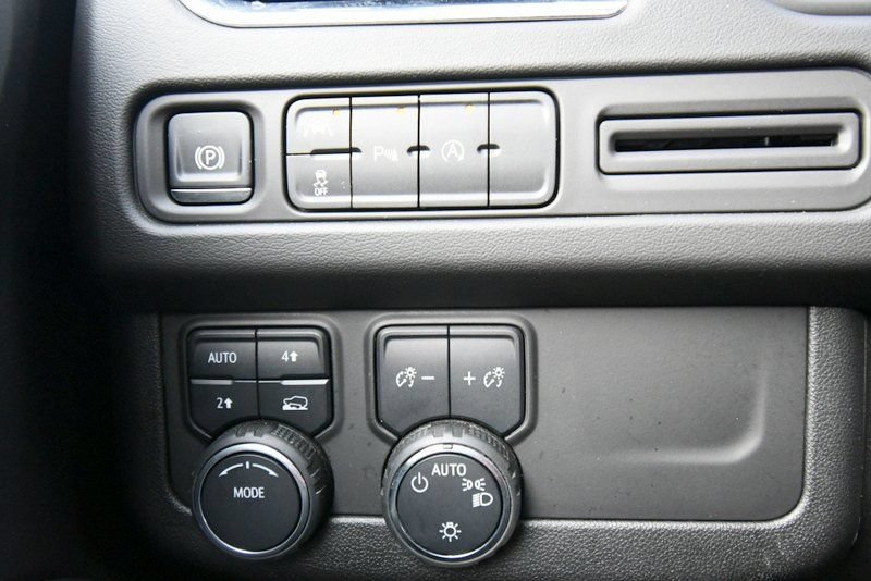Used 2024 Chevrolet Suburban LT AWD/4WD image 22