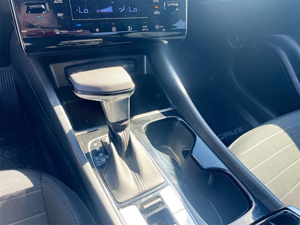 Used 2024 Hyundai Santa Cruz SEL image 16