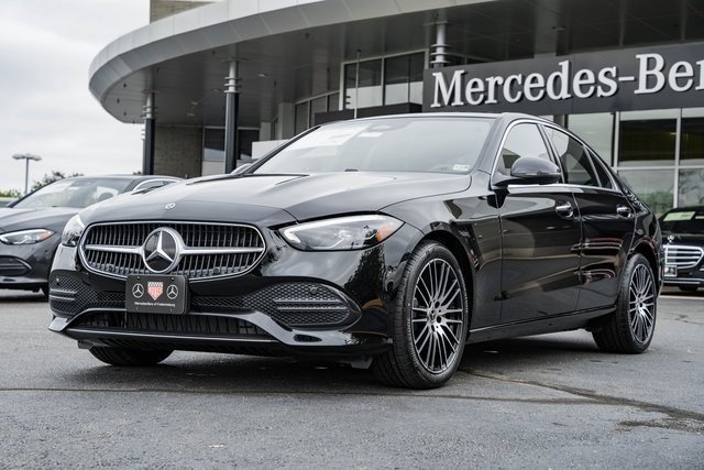 New 2025 Mercedes-Benz C 300 4MATIC Sedan image 3