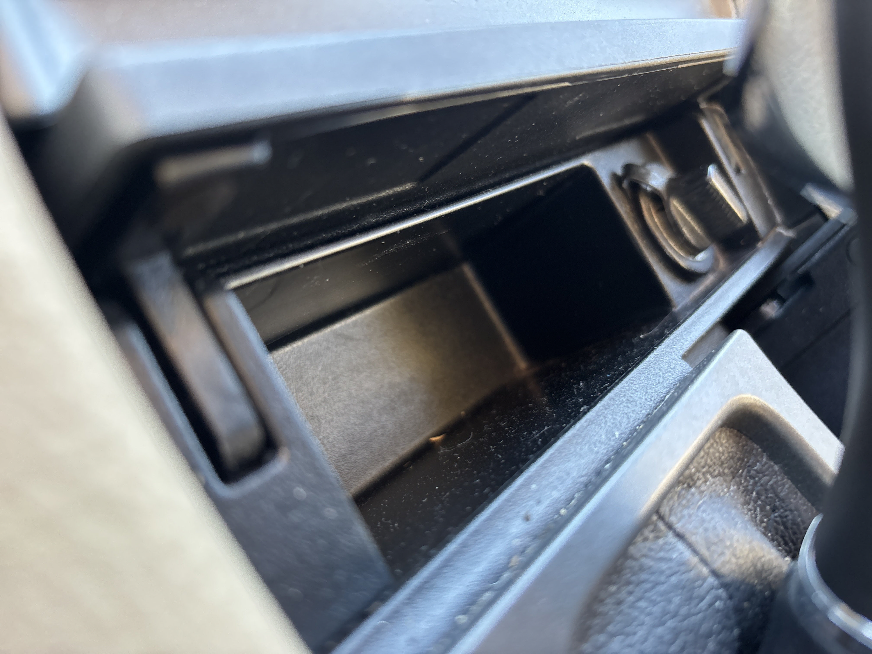 Used 2013 Ford Taurus SEL FWD image 17