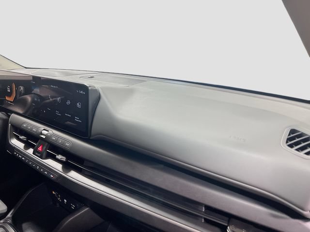 Certified 2025 Kia K4 FWD image 27