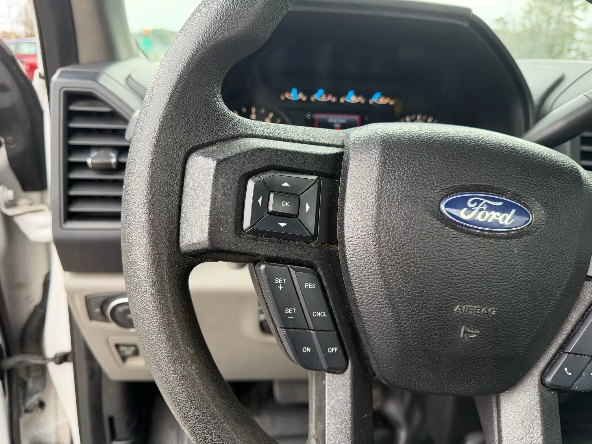 Used 2017 Ford F150 XL w/ Equipment Group 101A Mid image 15