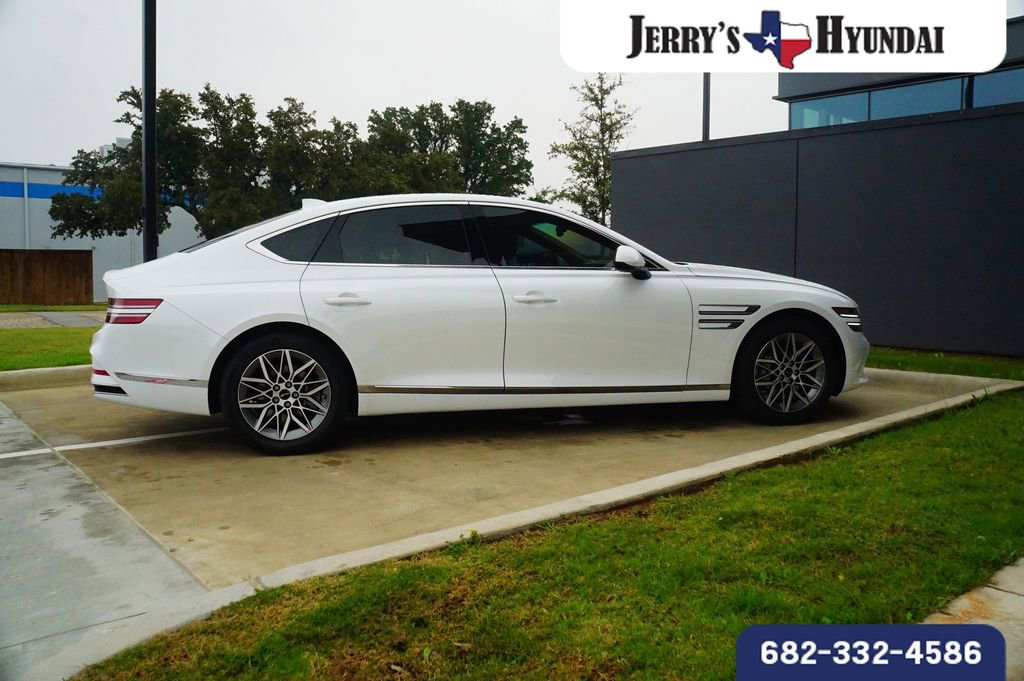 Used 2025 Genesis G80 2.5T image 7