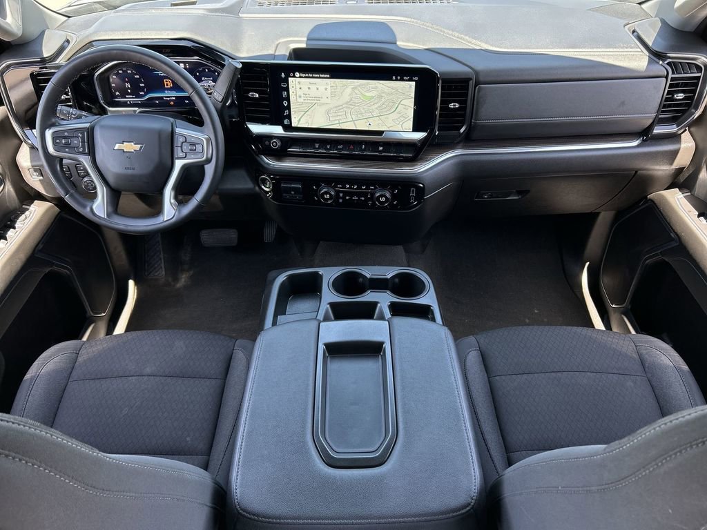 Used 2025 Chevrolet Silverado 3500 LT AWD/4WD image 20