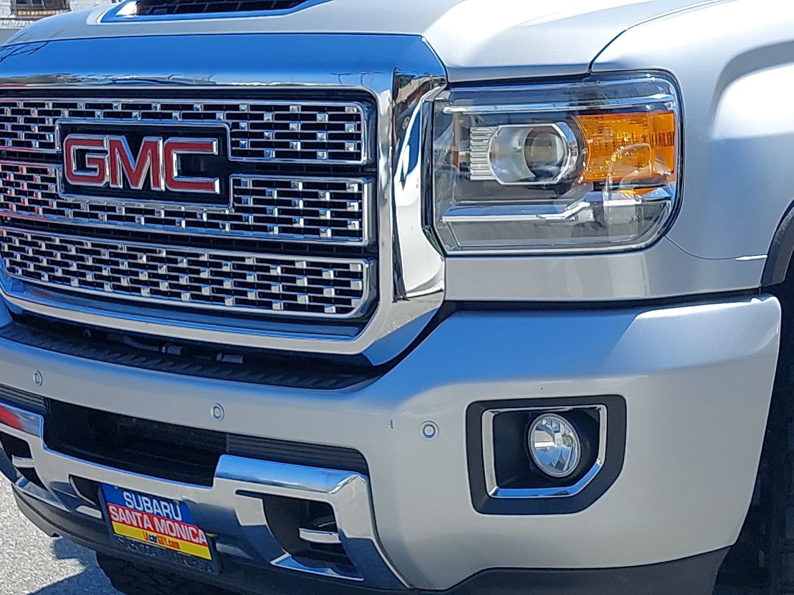 Used 2019 GMC Sierra 2500 Denali w/ Duramax Plus Package AWD/4WD image 29
