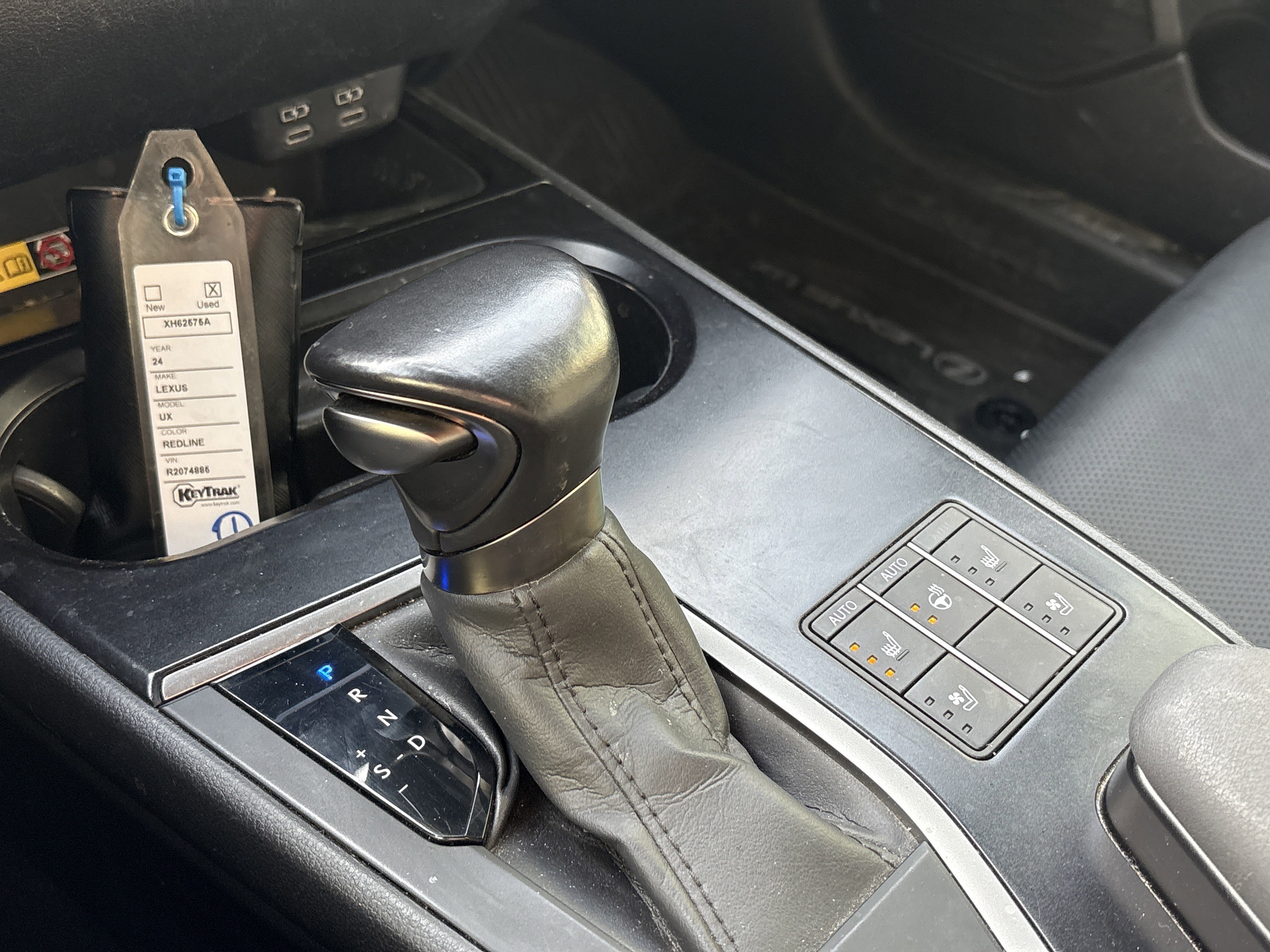 Used 2024 Lexus UX 250h AWD w/ Premium Package image 25