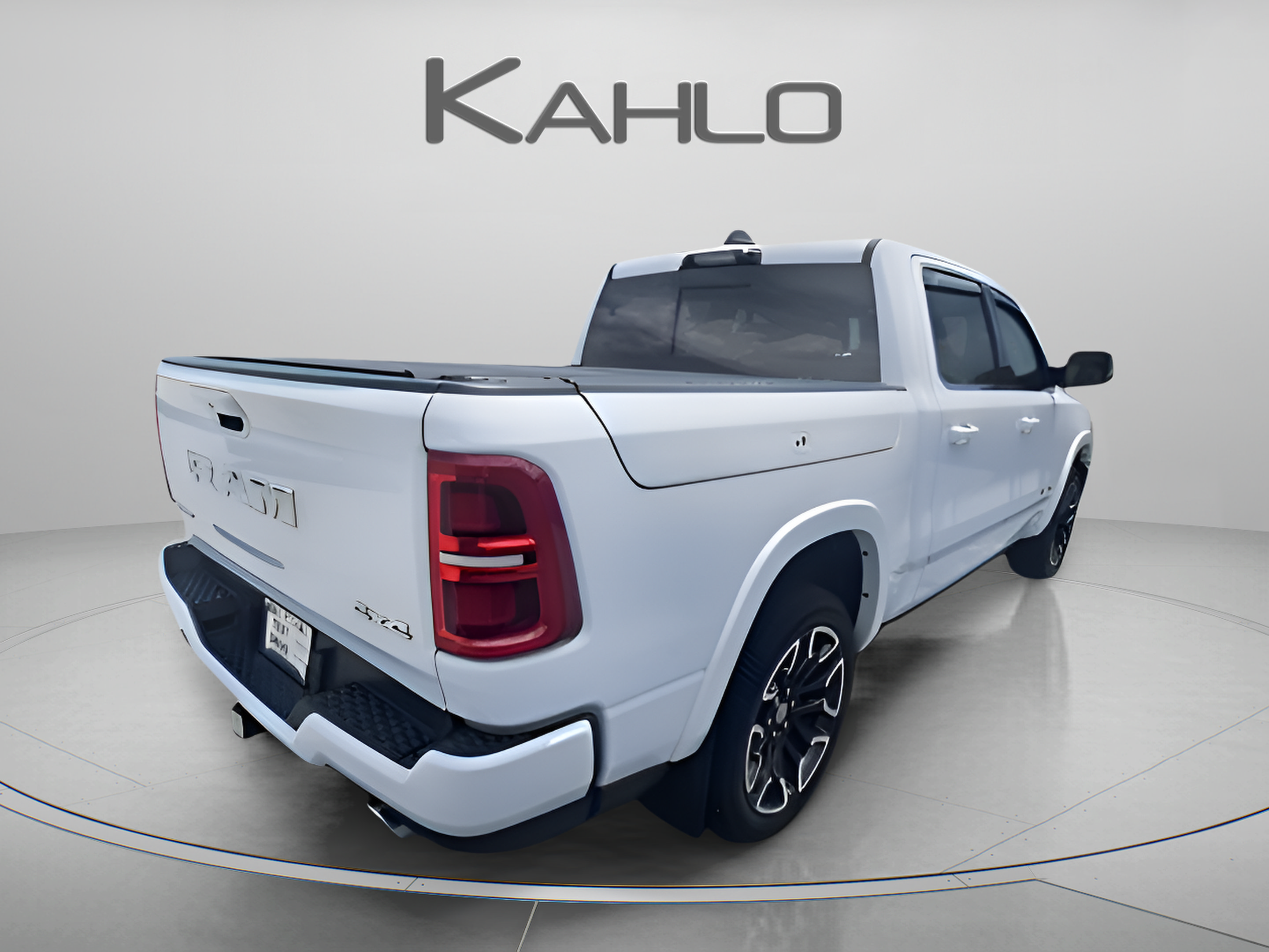 Used 2025 RAM 1500 Limited AWD/4WD image 5