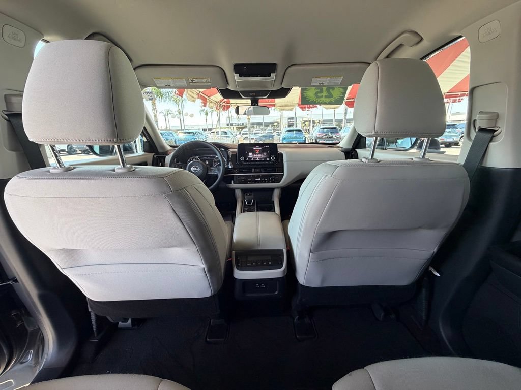 Certified 2025 Nissan Pathfinder SV w/ Cargo Package FWD image 12