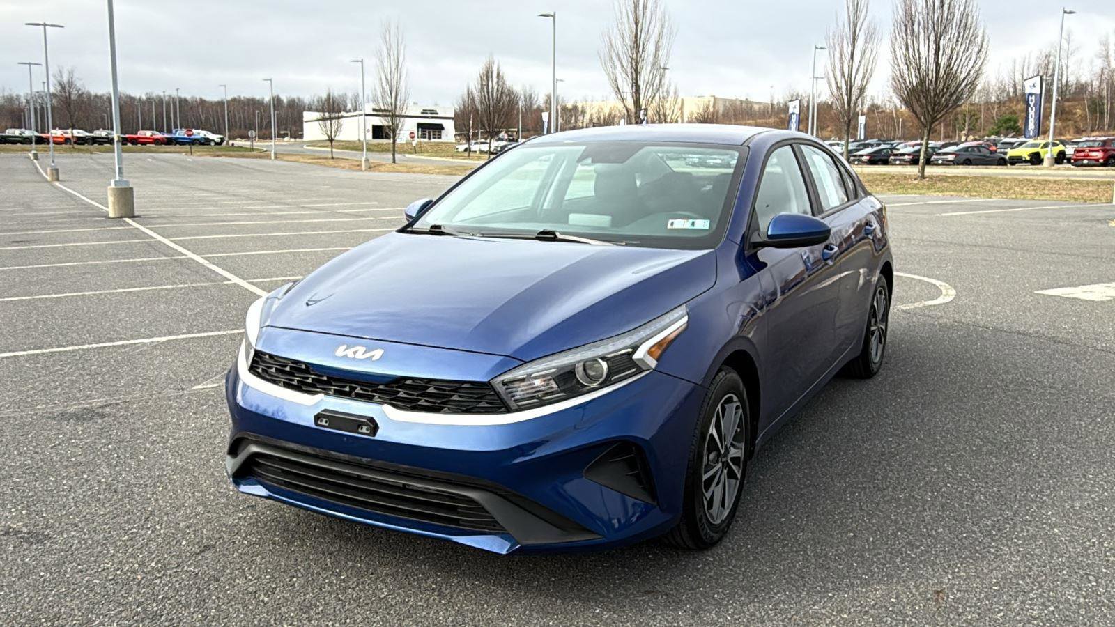Used 2023 Kia Forte LXS image 14