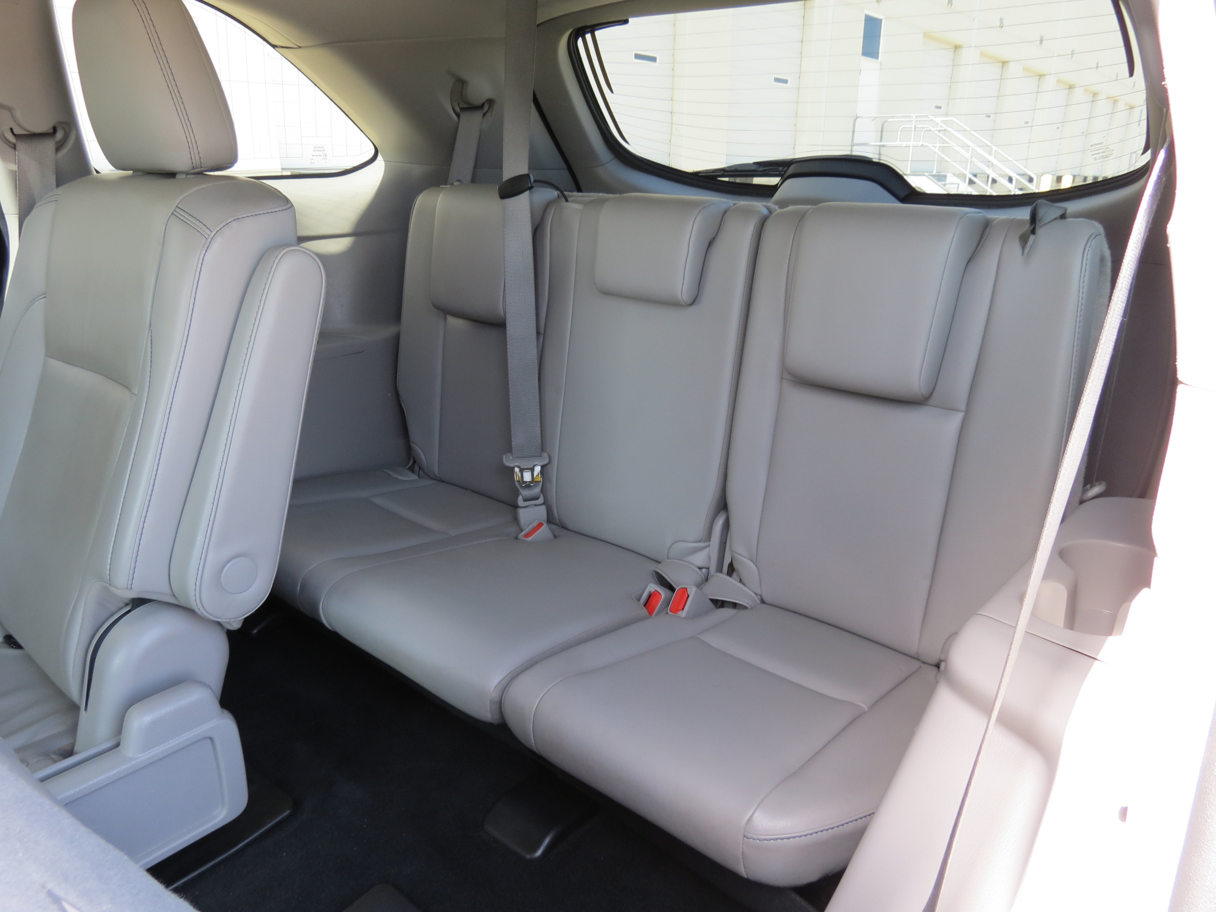 Used 2019 Toyota Highlander XLE FWD image 31