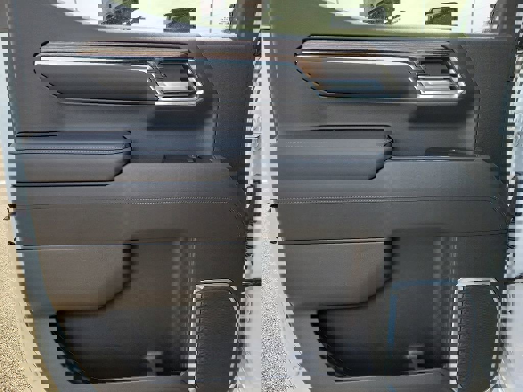 Certified 2022 GMC Sierra 1500 Elevation w/ Preferred Package image 12