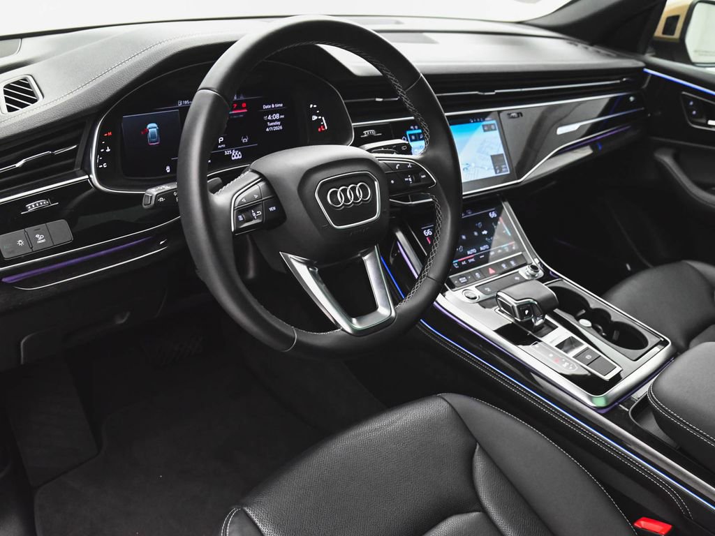Used 2024 Audi Q8 Premium Plus w/ Premium Plus Package image 20