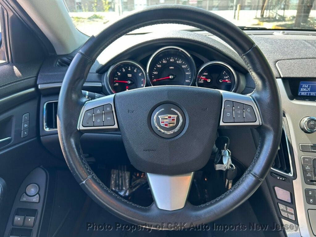 Used 2013 Cadillac CTS Luxury AWD/4WD image 32