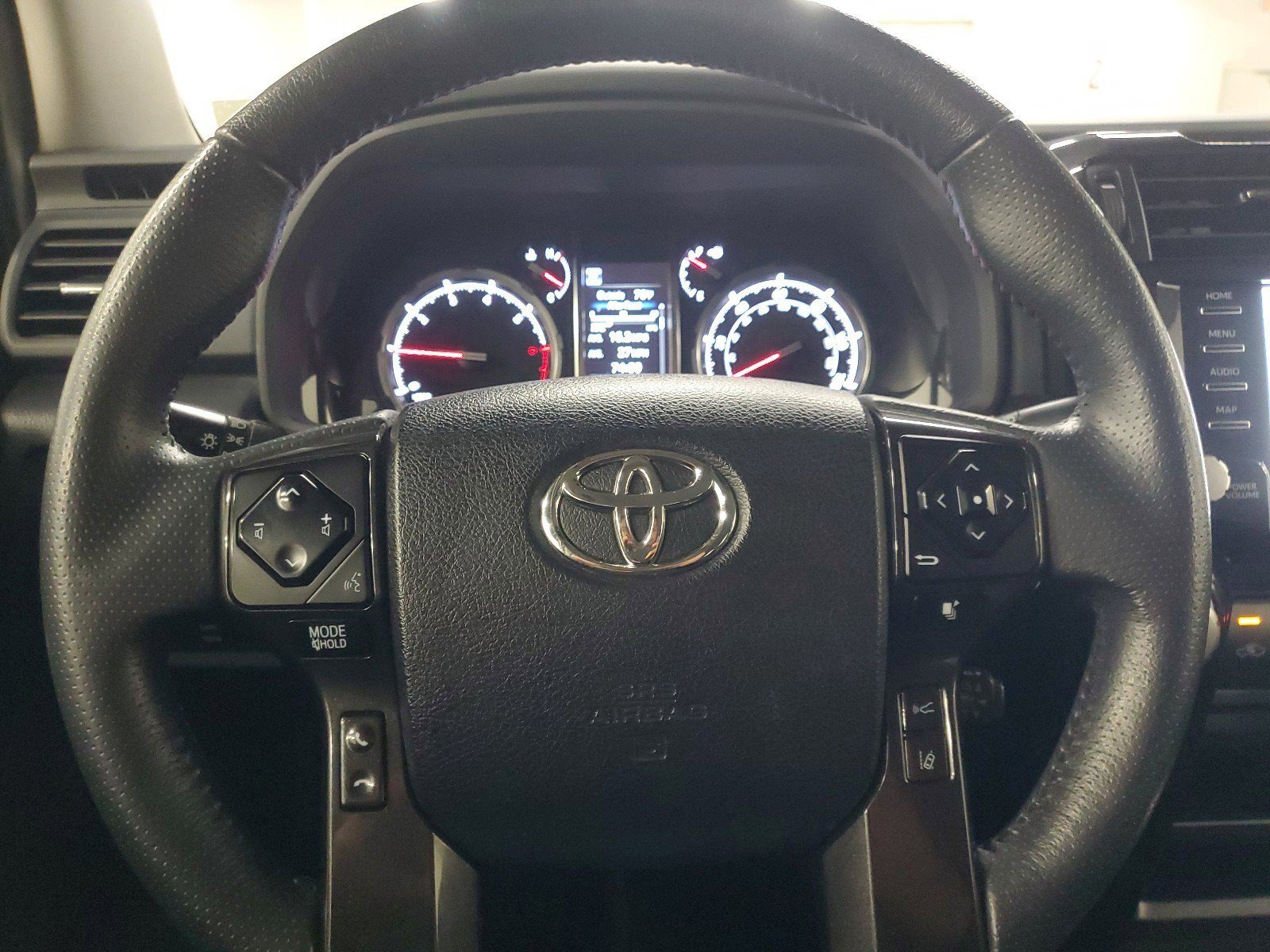 Used 2021 Toyota 4Runner TRD Off-Road AWD/4WD image 22