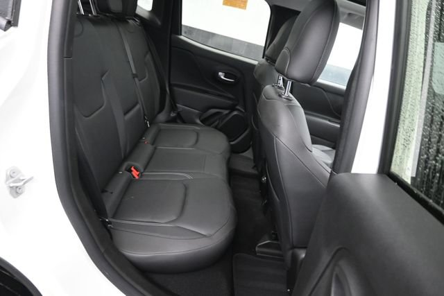 Used 2019 Jeep Renegade Limited AWD/4WD image 7