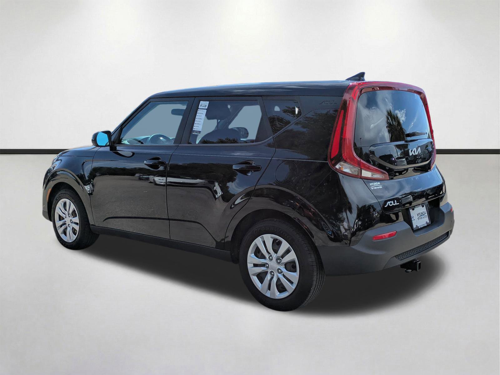 Used 2022 Kia Soul LX FWD image 7