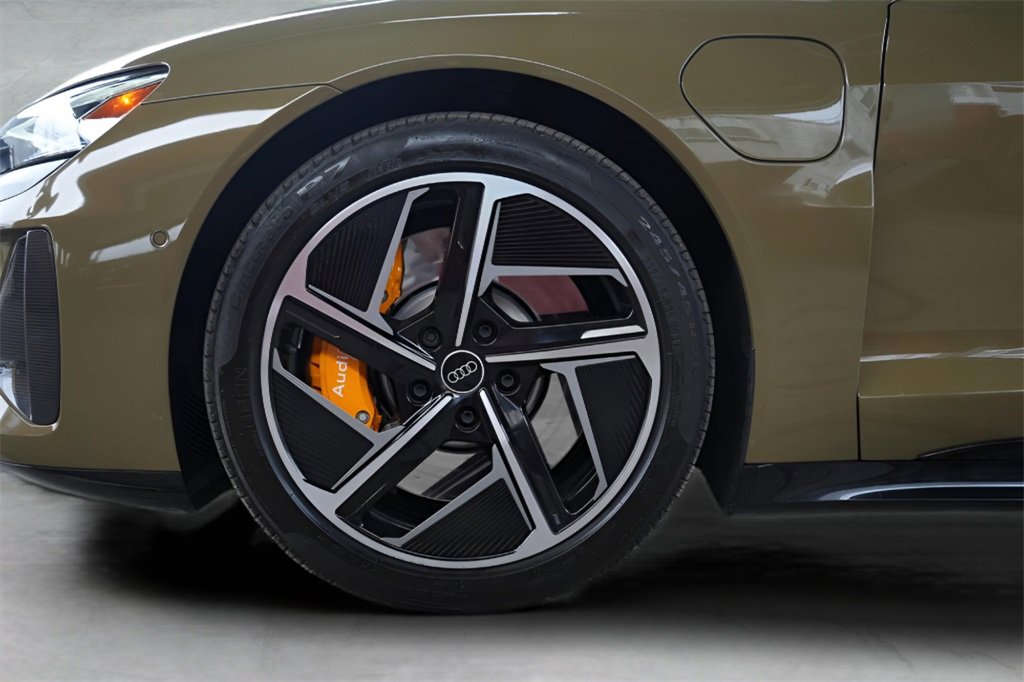 Used 2024 Audi RS e-tron GT image 11