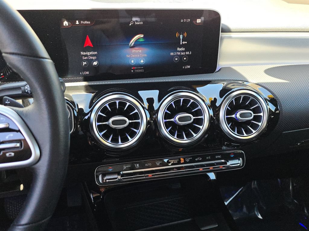 Used 2019 Mercedes-Benz A 220 image 26