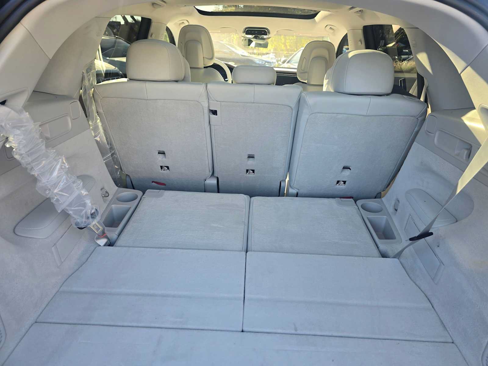 New 2027 Mercedes-Benz EQS 400 4MATIC SUV image 14