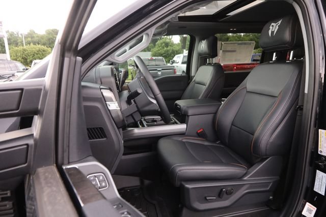 New 2026 Ford F250 Lariat w/ Black Appearance Package AWD/4WD image 11