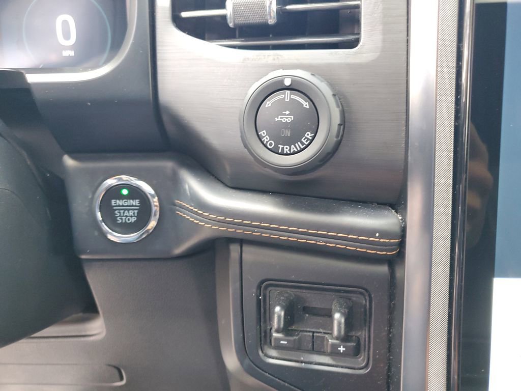 Used 2023 Ford Expedition Max Platinum image 33