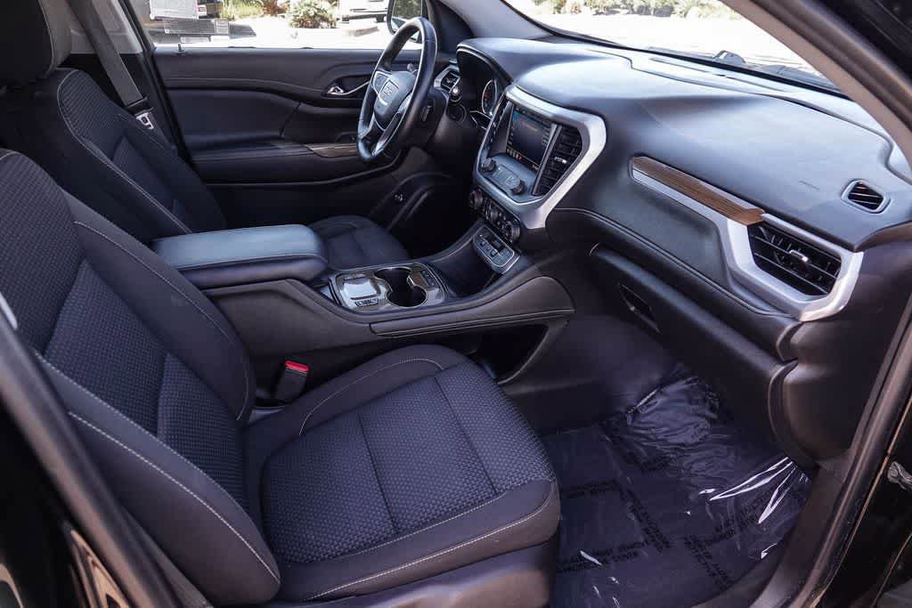 Used 2020 GMC Acadia SLE w/ Driver Convenience Package FWD image 15