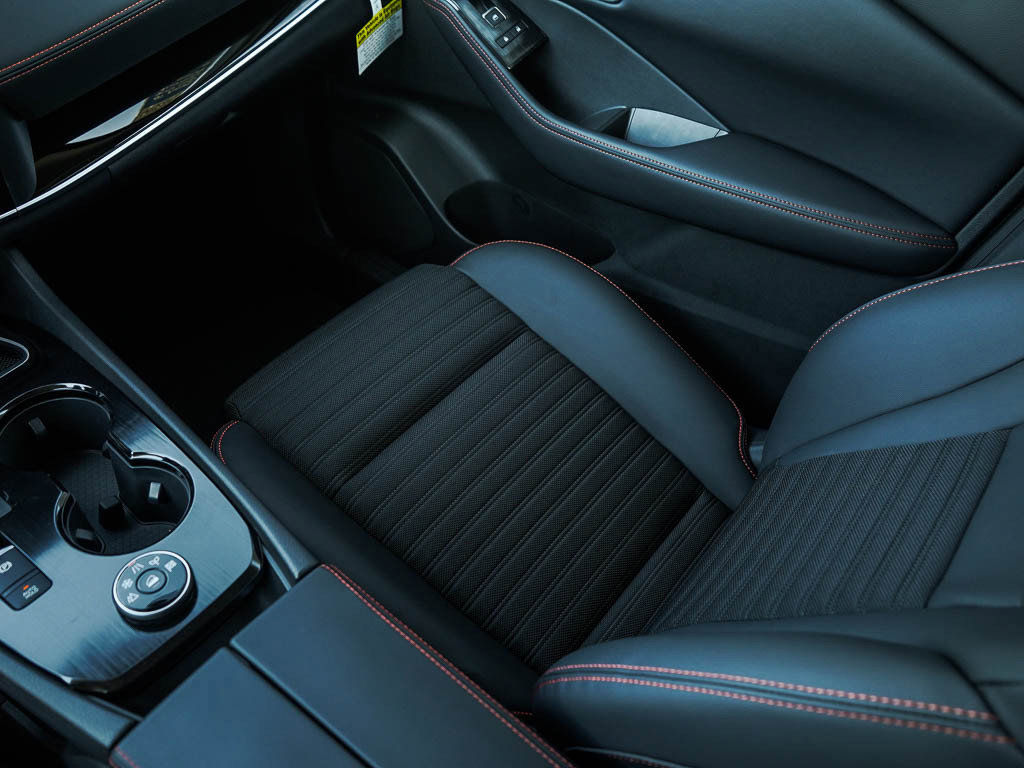 New 2026 Nissan Rogue SV w/ Rock Creek Premium Package image 26