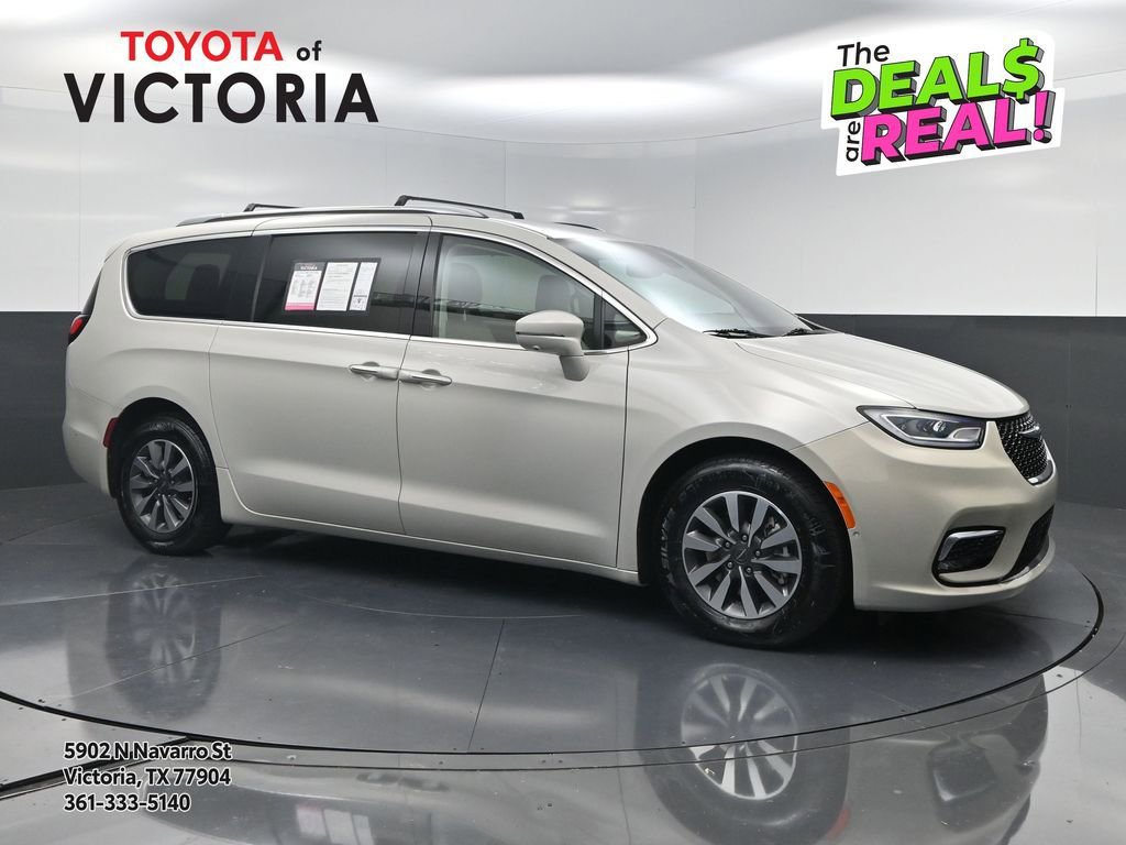 Used 2021 Chrysler Pacifica Touring-L image 1