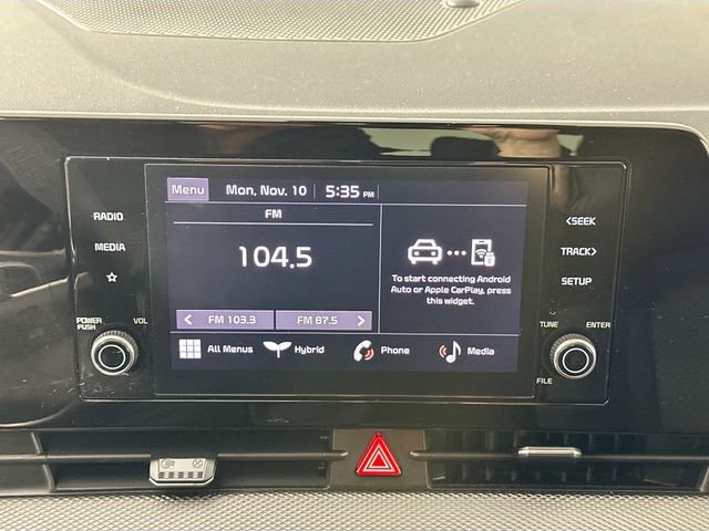 Used 2023 Kia Sportage LX image 11