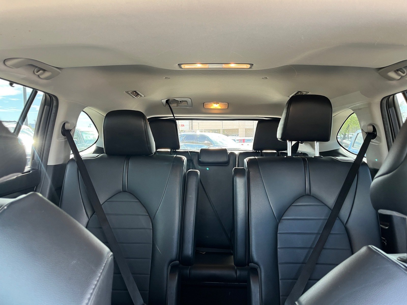Used 2021 Toyota Highlander XLE FWD image 28
