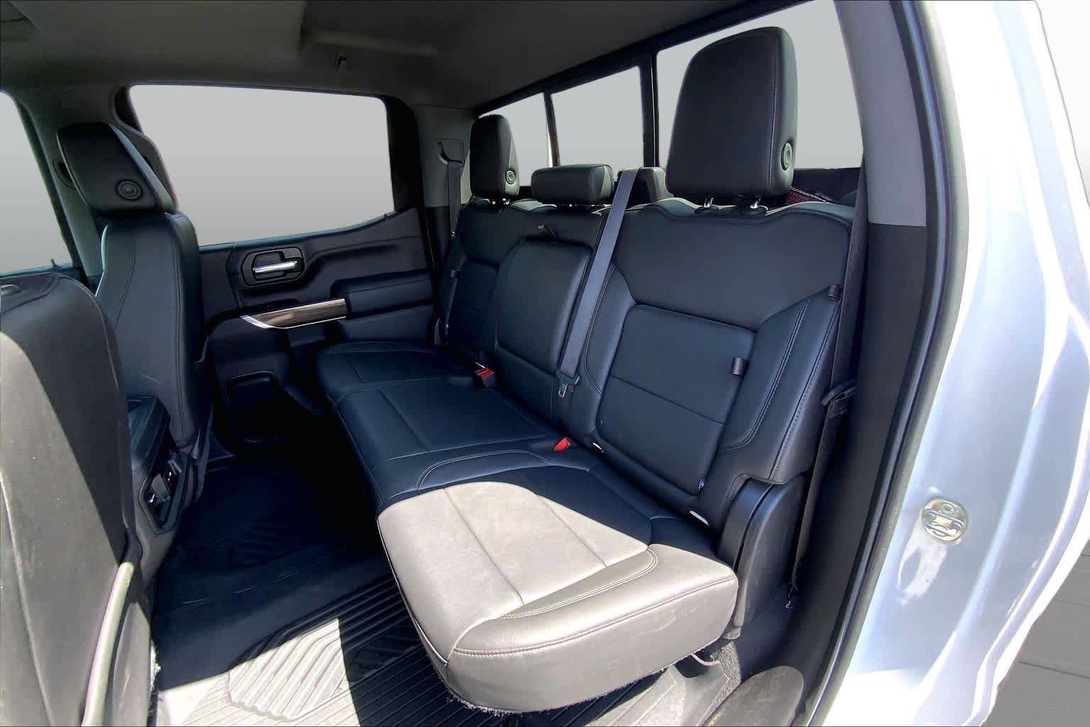 Used 2020 Chevrolet Silverado 1500 LT Trail Boss AWD/4WD image 21
