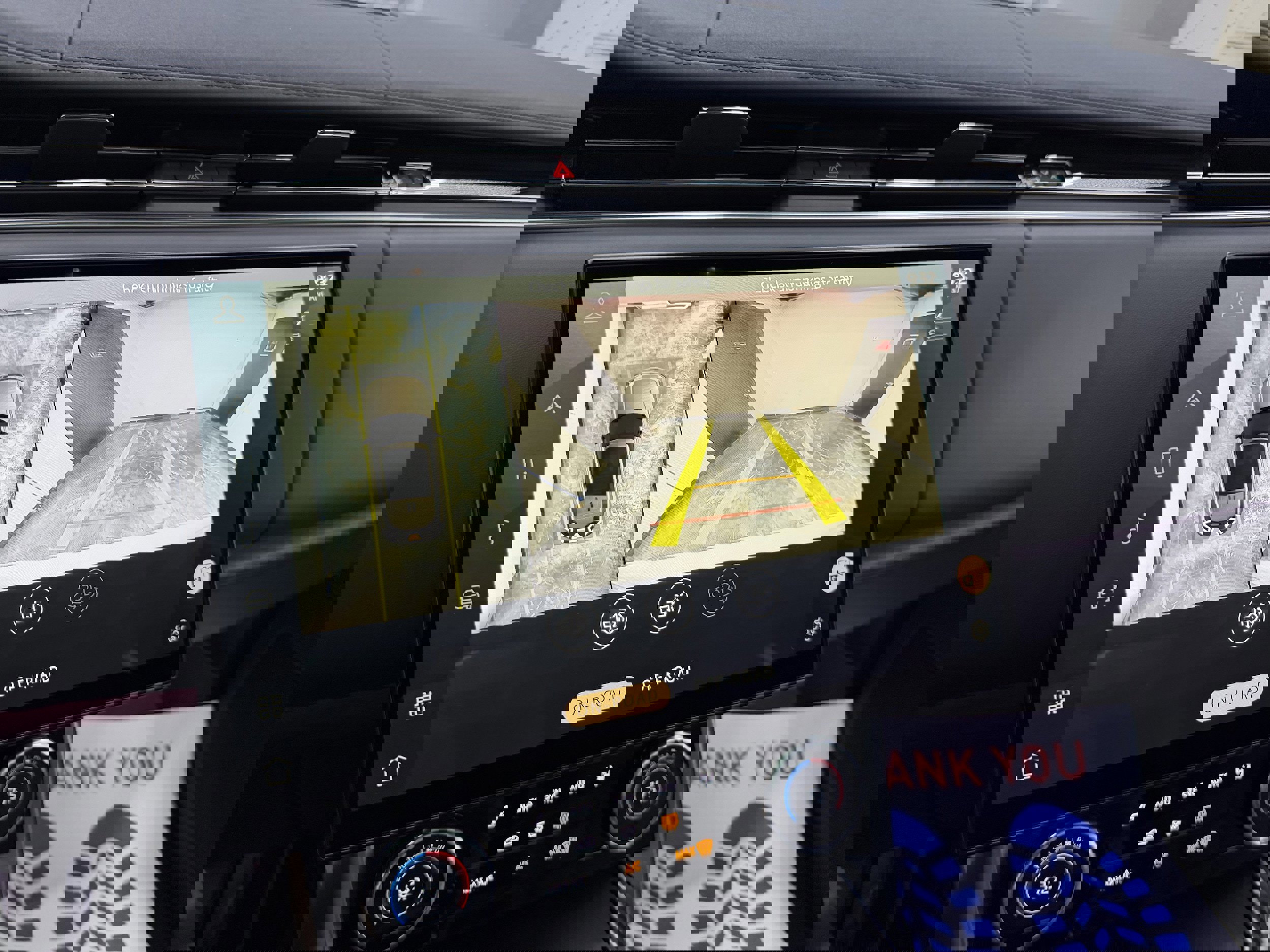 Used 2023 Land Rover Range Rover SE image 20