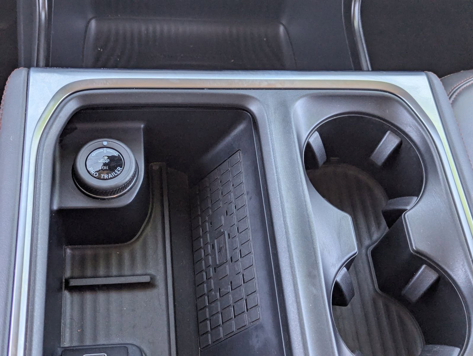 Certified 2025 Ford Expedition Active AWD/4WD image 23