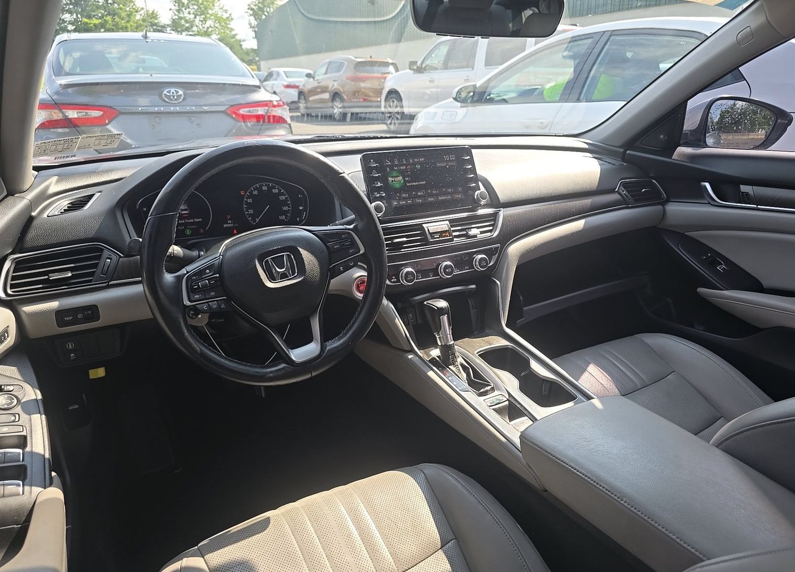 Used 2018 Honda Accord EX-L image 6