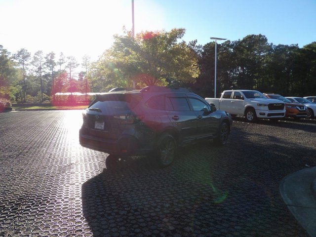 Certified 2025 Subaru Outback Onyx Edition XT w/ Popular Package #2 image 5